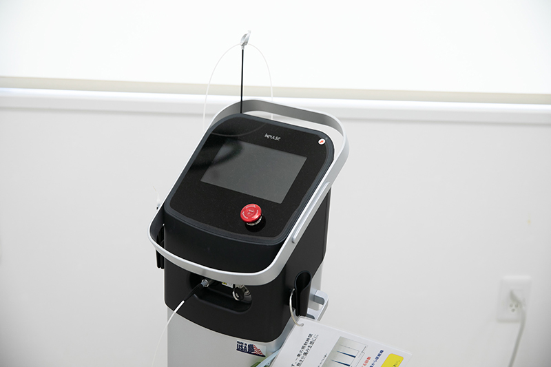 レーザー治療器（YAGレーザー）